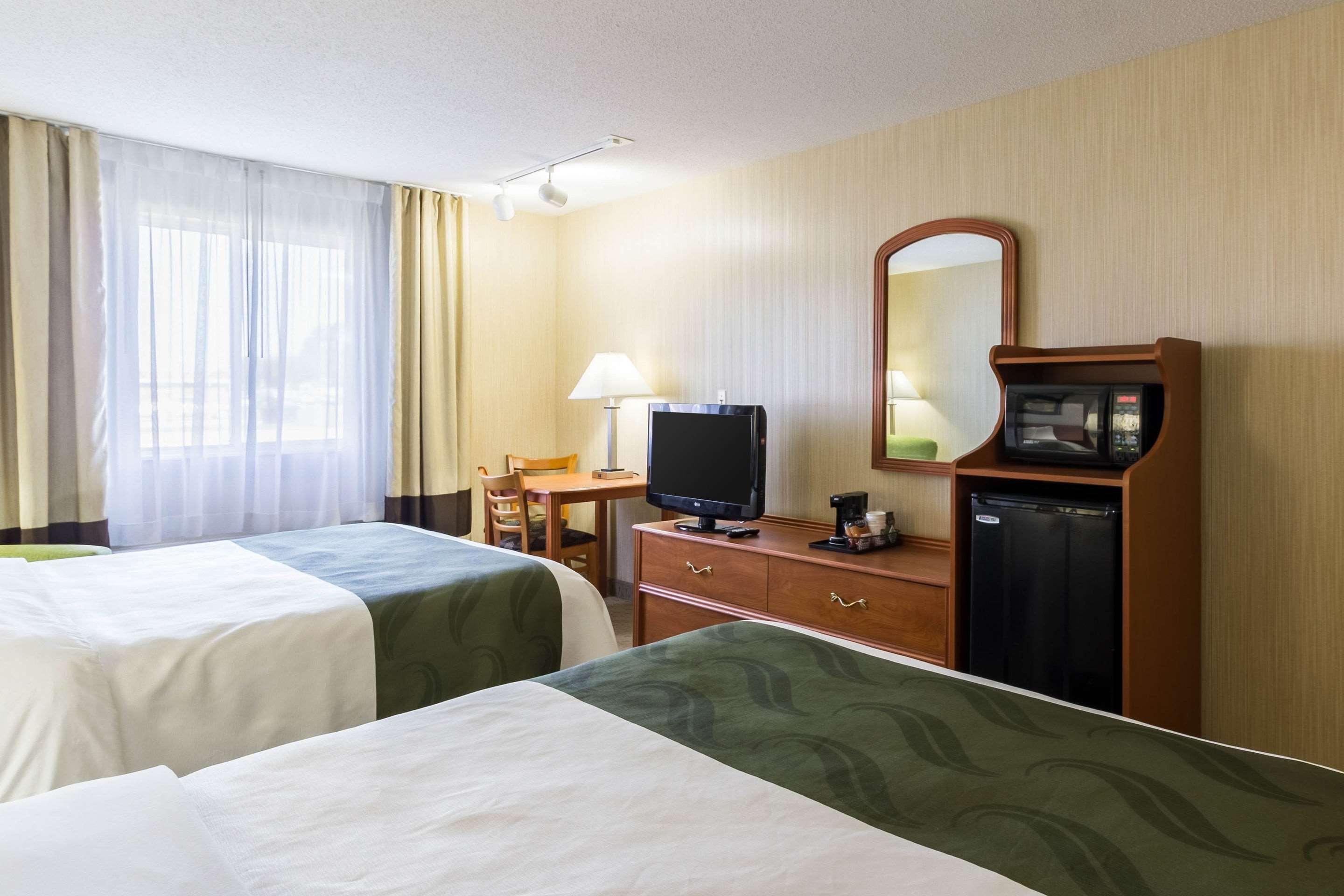Quality Inn Marshall Mn Near University Экстерьер фото