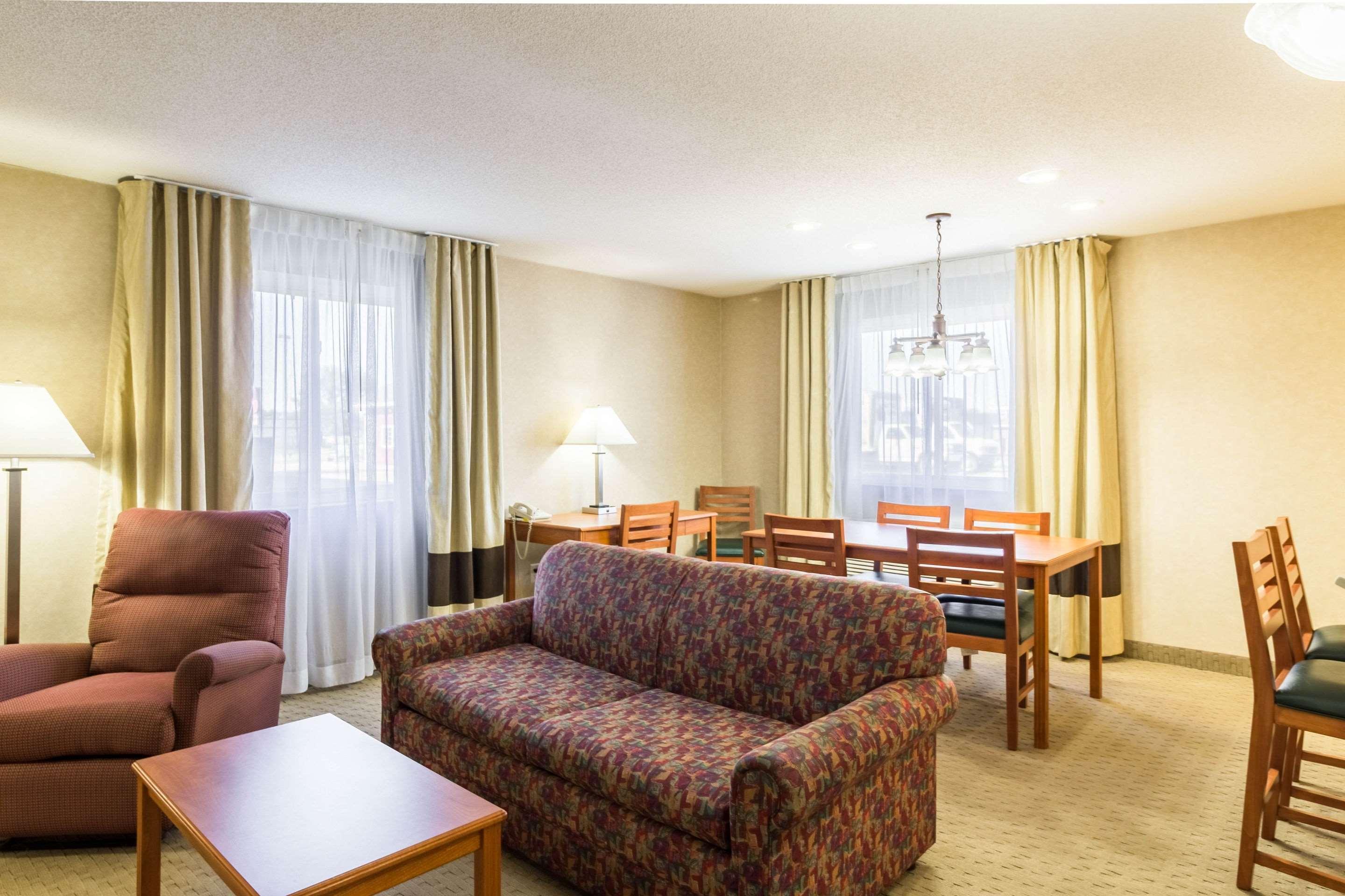 Quality Inn Marshall Mn Near University Экстерьер фото