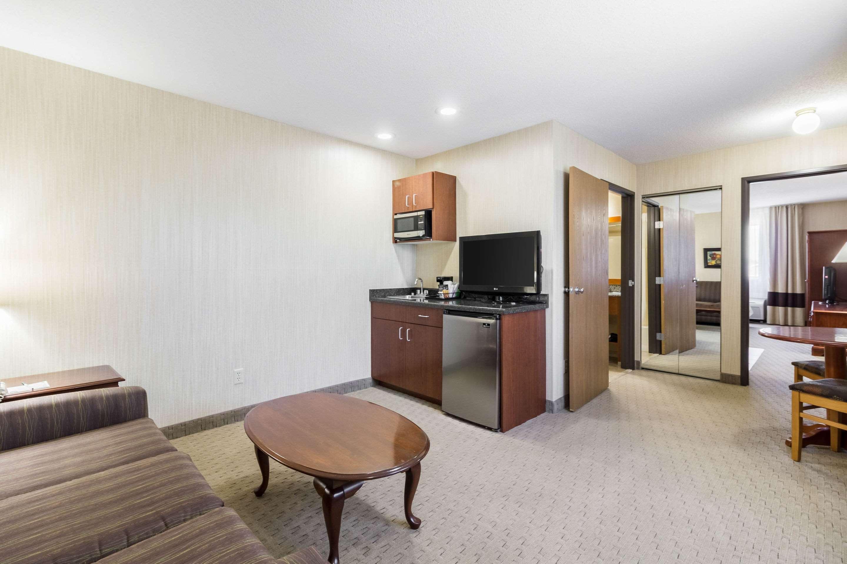 Quality Inn Marshall Mn Near University Экстерьер фото