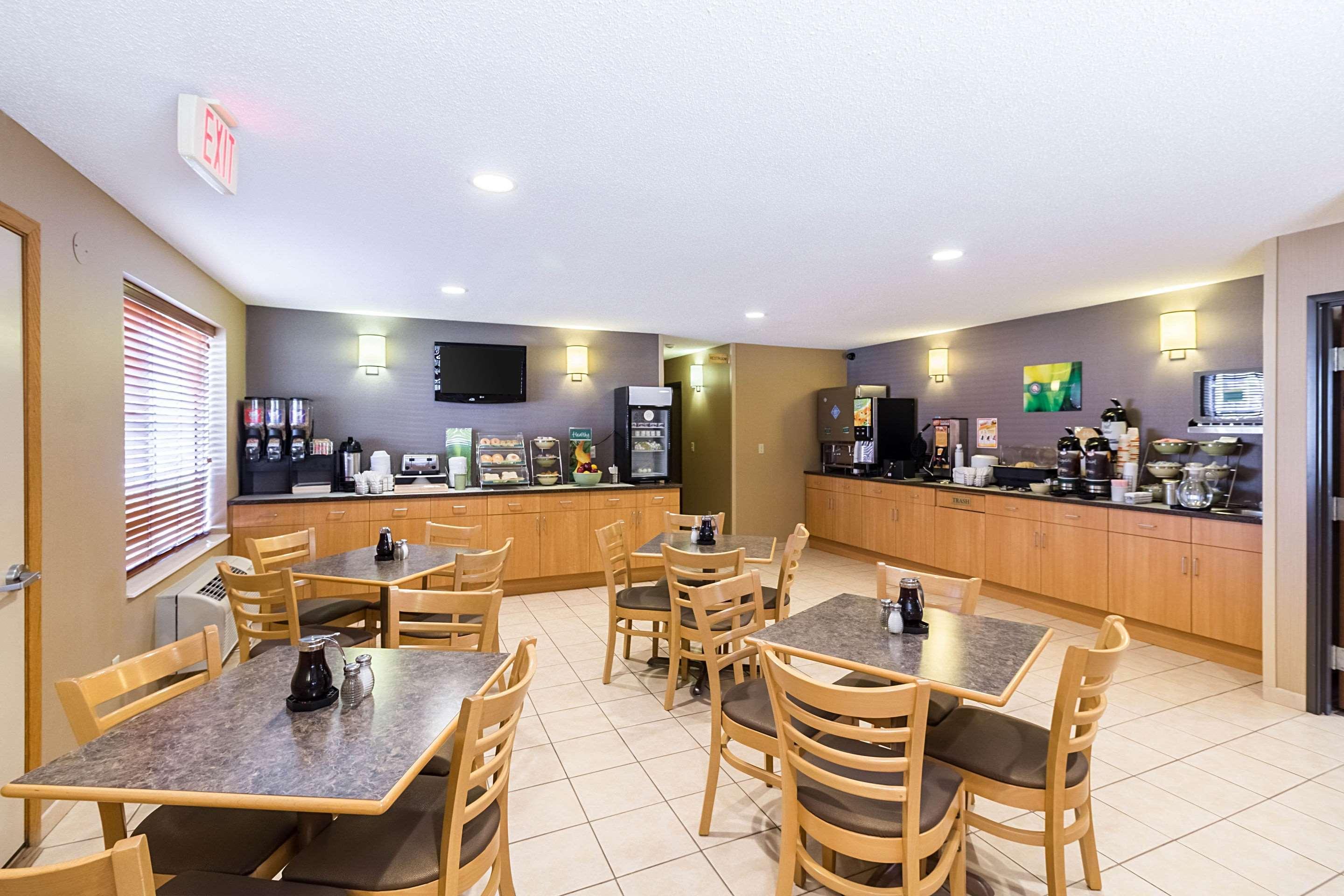 Quality Inn Marshall Mn Near University Экстерьер фото