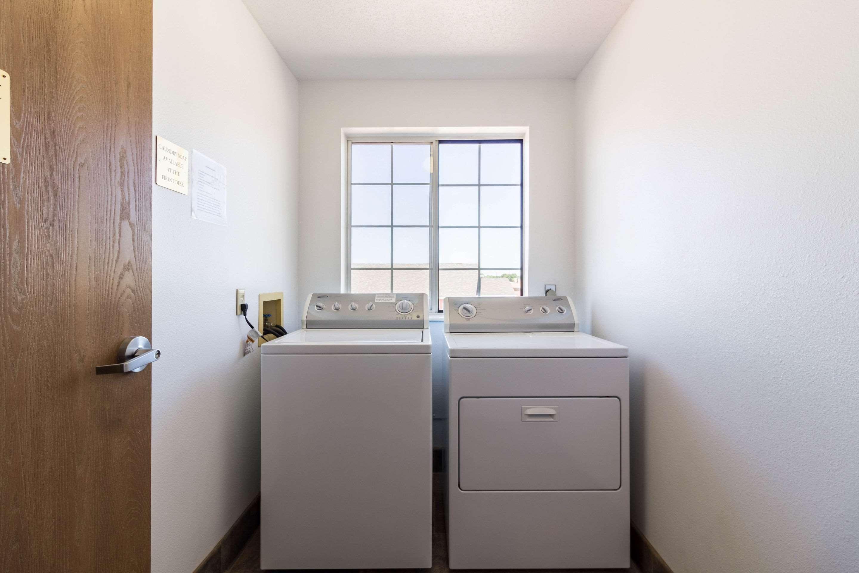 Quality Inn Marshall Mn Near University Экстерьер фото