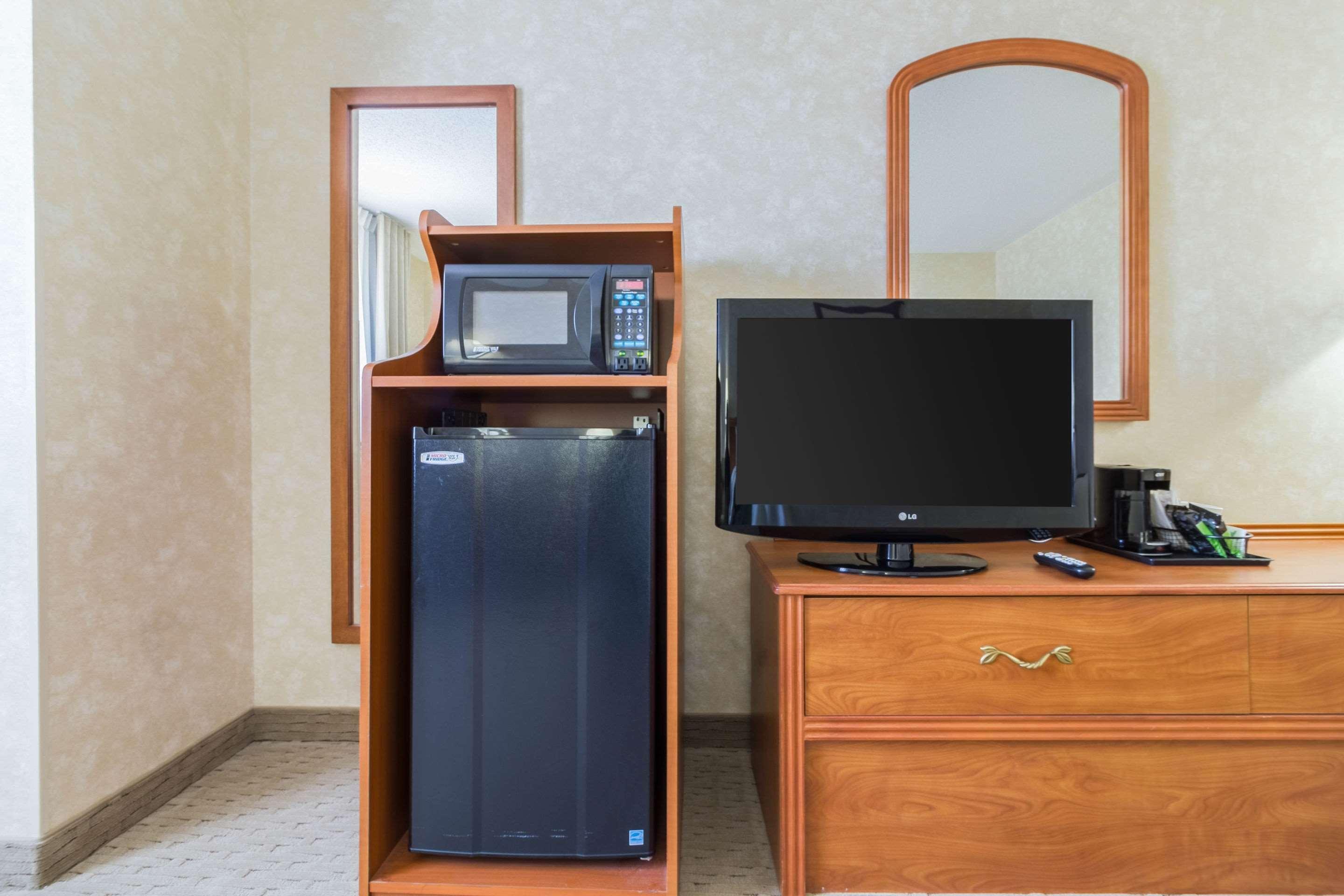 Quality Inn Marshall Mn Near University Экстерьер фото