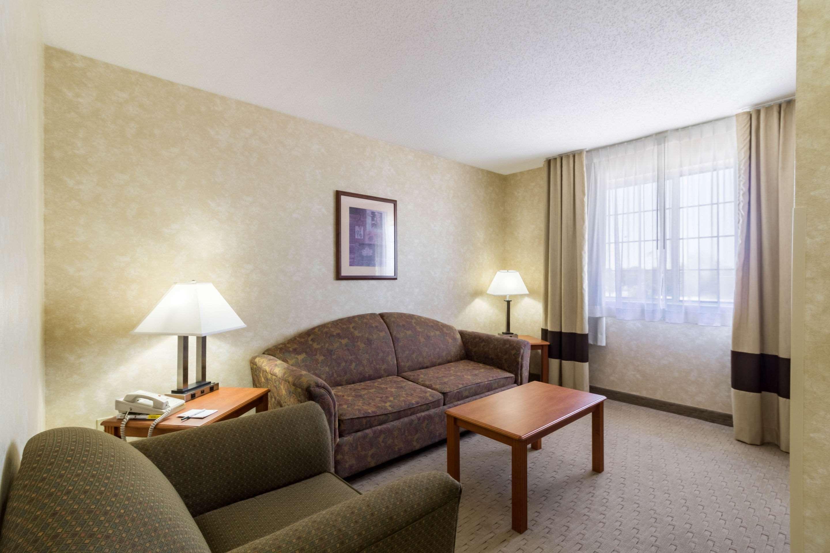 Quality Inn Marshall Mn Near University Экстерьер фото